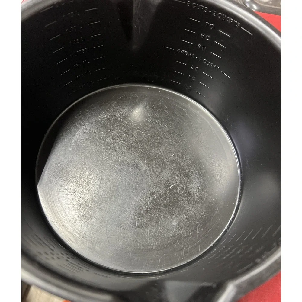 Pampered Chef Black Micro Cooker‎ Large Microwave Steamer Strainer 2 Quart 2778